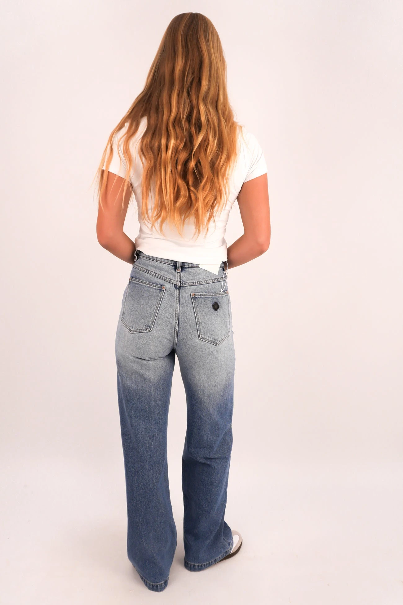 A 94 Wide Jean Jenna 3 A 94 Wide Jean Jenna - Image 3