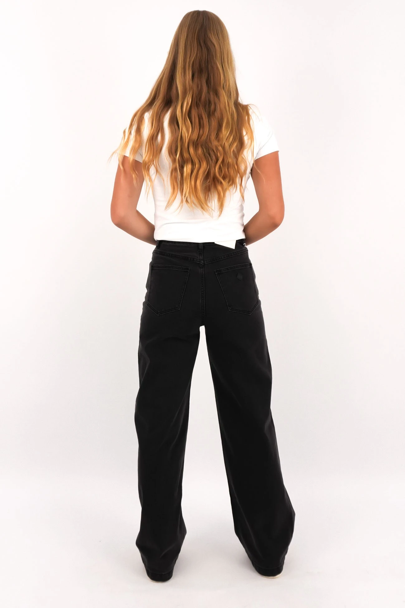 A 94 Wide Jean Sophie 3 A 94 Wide Jean Sophie - Image 3