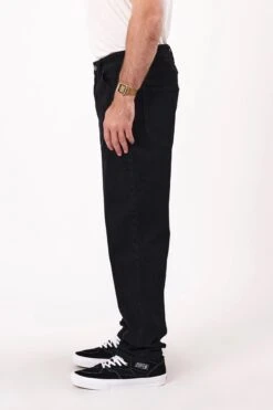 A4 Taper Jean Patrick Black -Jean Jail Shop A4 Taper Jean Patrick Black sidejpg
