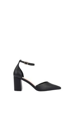 Eli Closed Toe Block Heels Black