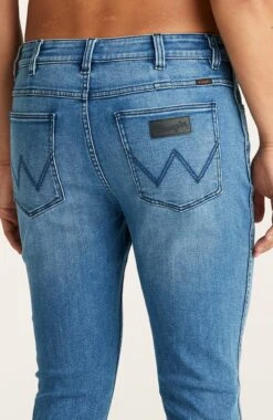 Wrangler Sid Jean Blue Meanie 9 Wrangler Sid Jean Blue Meanie -Jean Jail Shop Accessory Template 64jpg