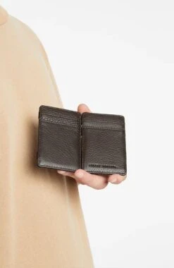 Flip Wallet Chocolate -Jean Jail Shop AccessoryTemplate 88 79929d69 aeeb 48e8 aa02 18a7b83424a9