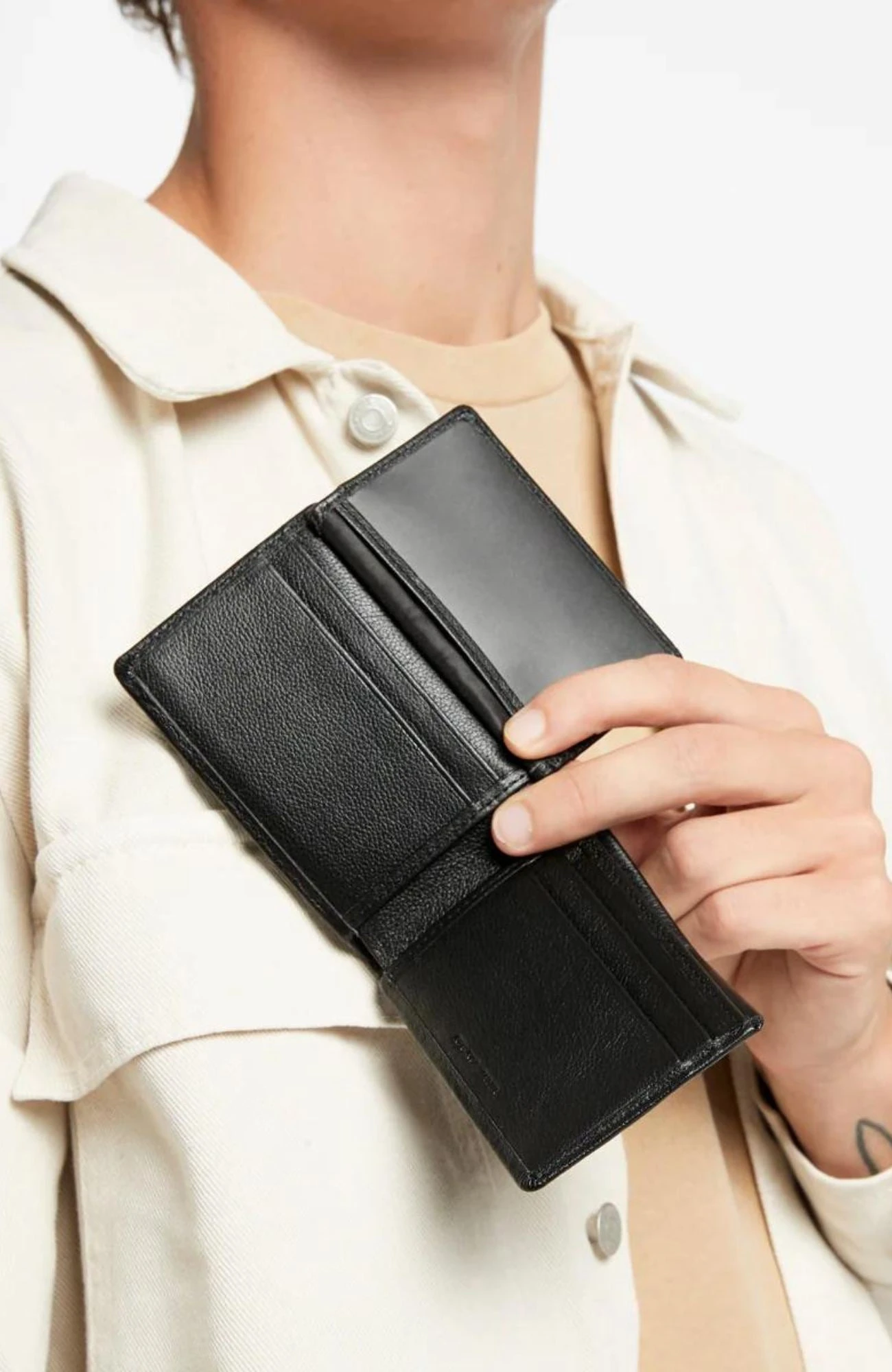 Jonah Wallet Black 5 Jonah Wallet Black - Image 5