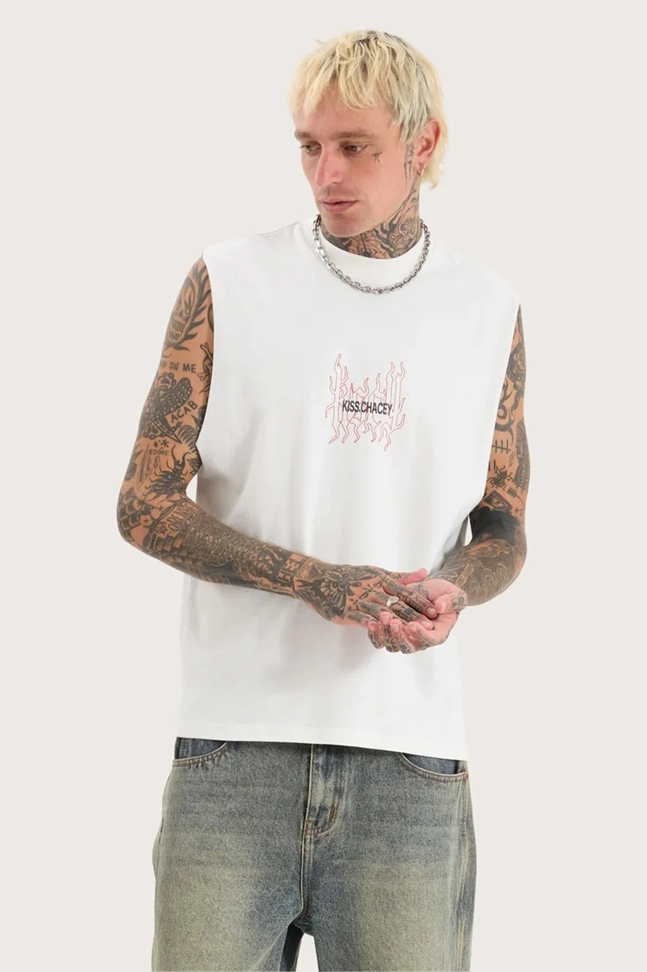 Destructed Street Muscle Natural White 1 Destructed Street Muscle Natural White