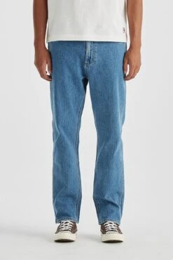 Wrangler Eazy Straight Jean Moonlight Blue