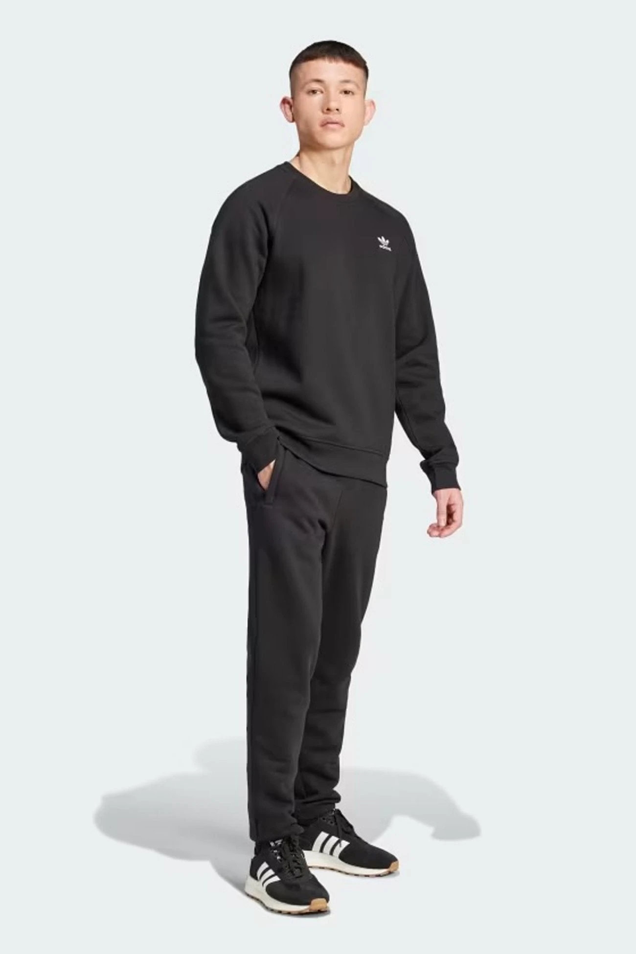 ADIDAS Essential Crew Black 3 ADIDAS Essential Crew Black - Image 3