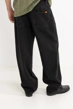 Rhythm Essential Jean Worn Black -Jean Jail Shop Essential Jean Worn Black3