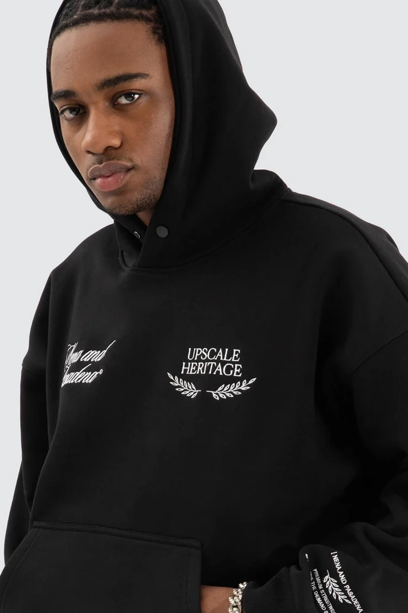 Etiquette Box Fit Hoodie Jet Black 5 Etiquette Box Fit Hoodie Jet Black - Image 5