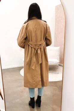 Evani Trench Beige 7 Evani Trench Beige -Jean Jail Shop Evani Trench Beige1 6627c30c15a04b0eaafef5df17304929