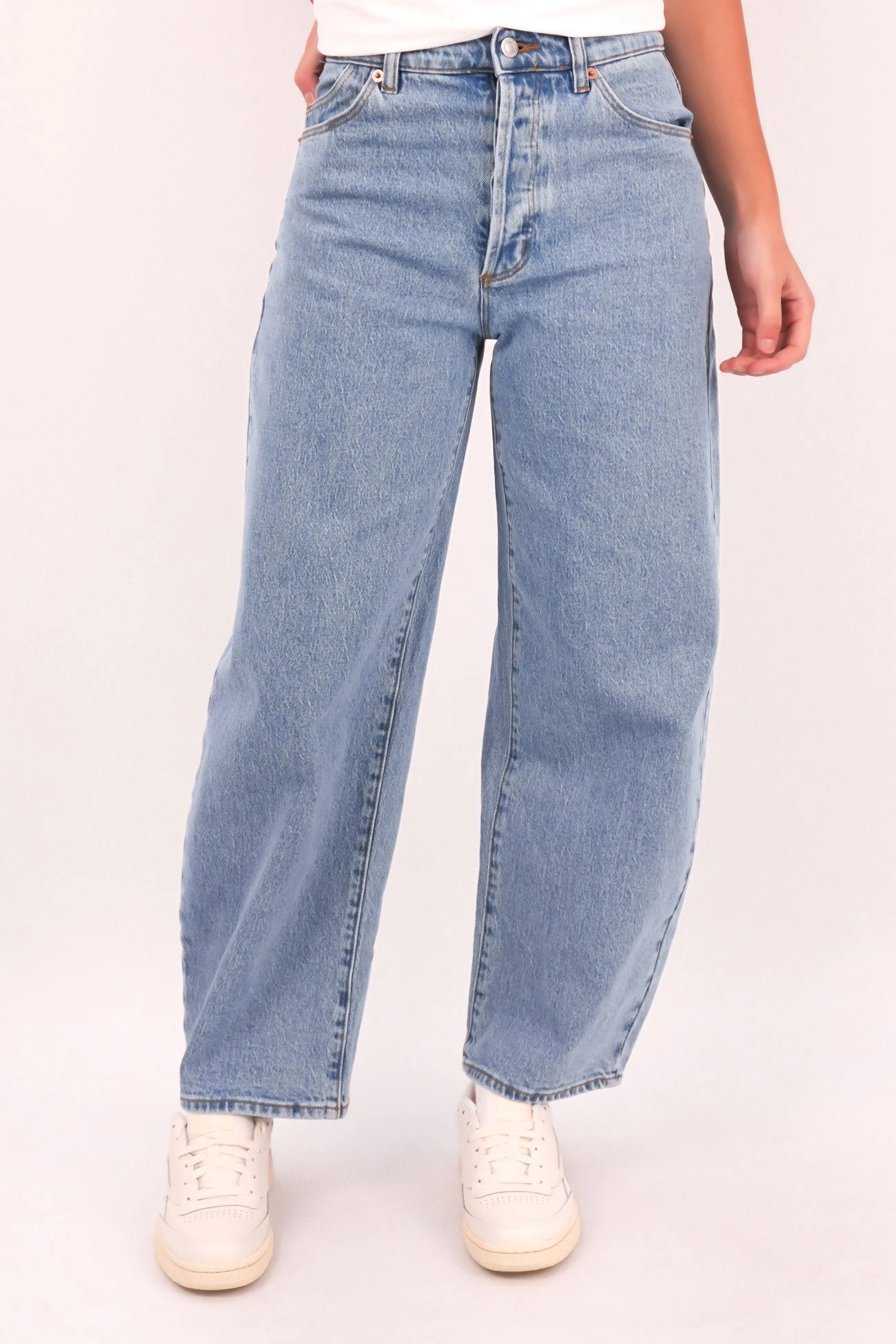 Gigi Barrel Jean Country Blue 1 Gigi Barrel Jean Country Blue