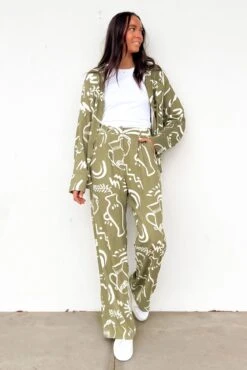 Greta Pant Bronte Sage 7 Greta Pant Bronte Sage -Jean Jail Shop Greta Shirt Bronte Sage3jpg 2b4af0e5 4278 40e8 b6bd 911b214db424