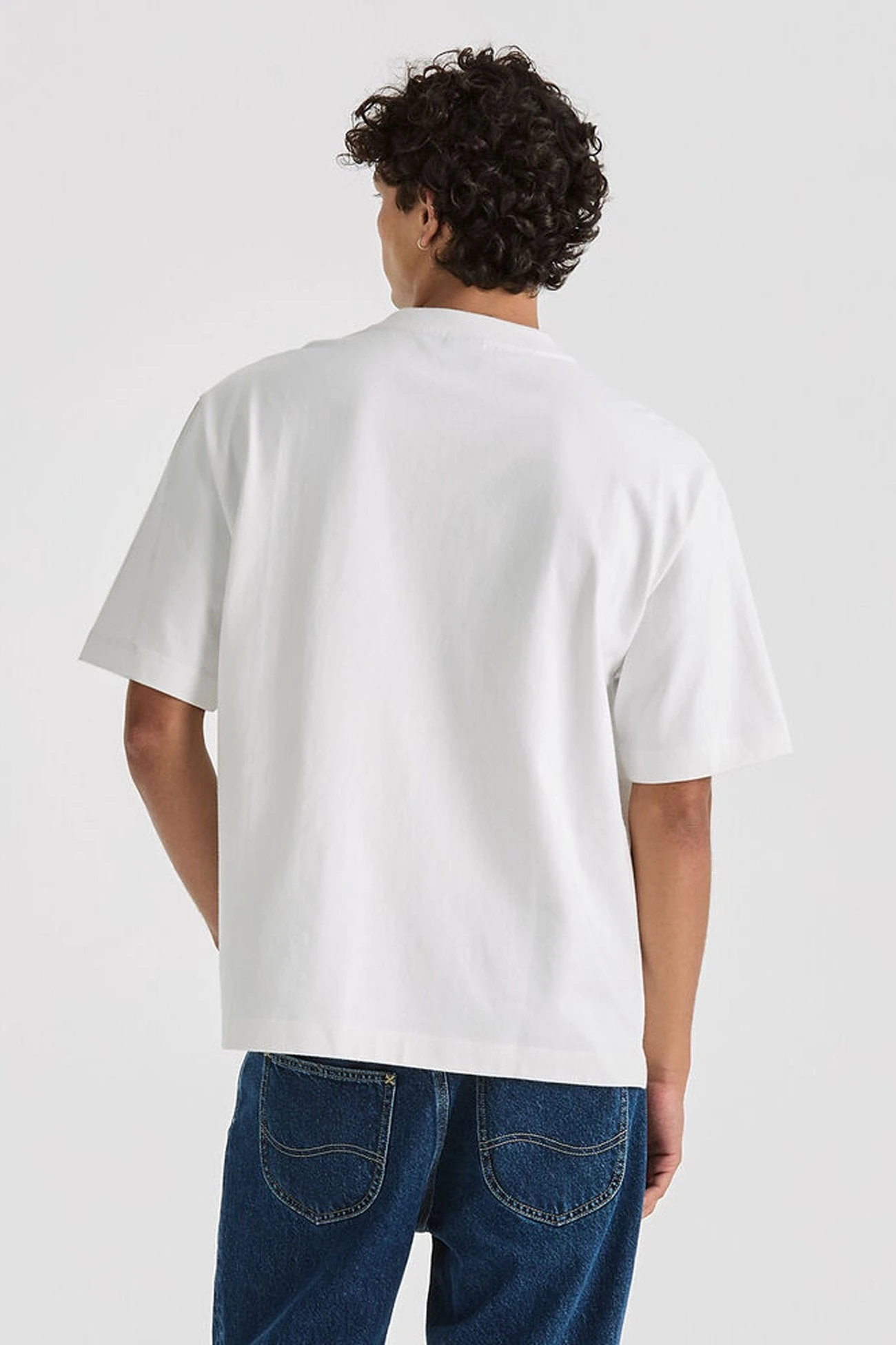 Lee Heritage Box Cutter Pocket Tee White 2 Lee Heritage Box Cutter Pocket Tee White - Image 2