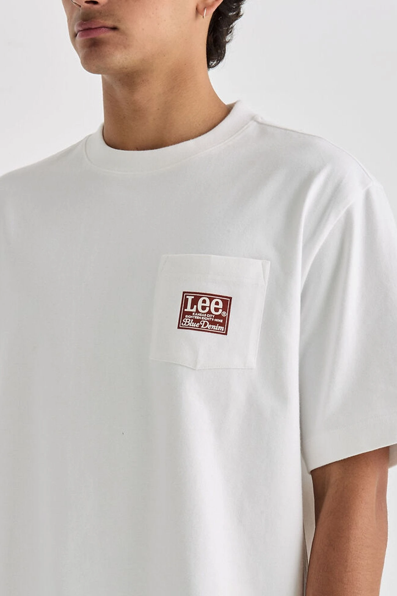 Lee Heritage Box Cutter Pocket Tee White 4 Lee Heritage Box Cutter Pocket Tee White - Image 4