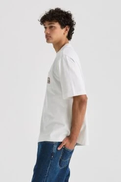 Lee Heritage Box Cutter Pocket Tee White 6 Lee Heritage Box Cutter Pocket Tee White -Jean Jail Shop Heritage Box Cutter Pocket Tee White sjpg