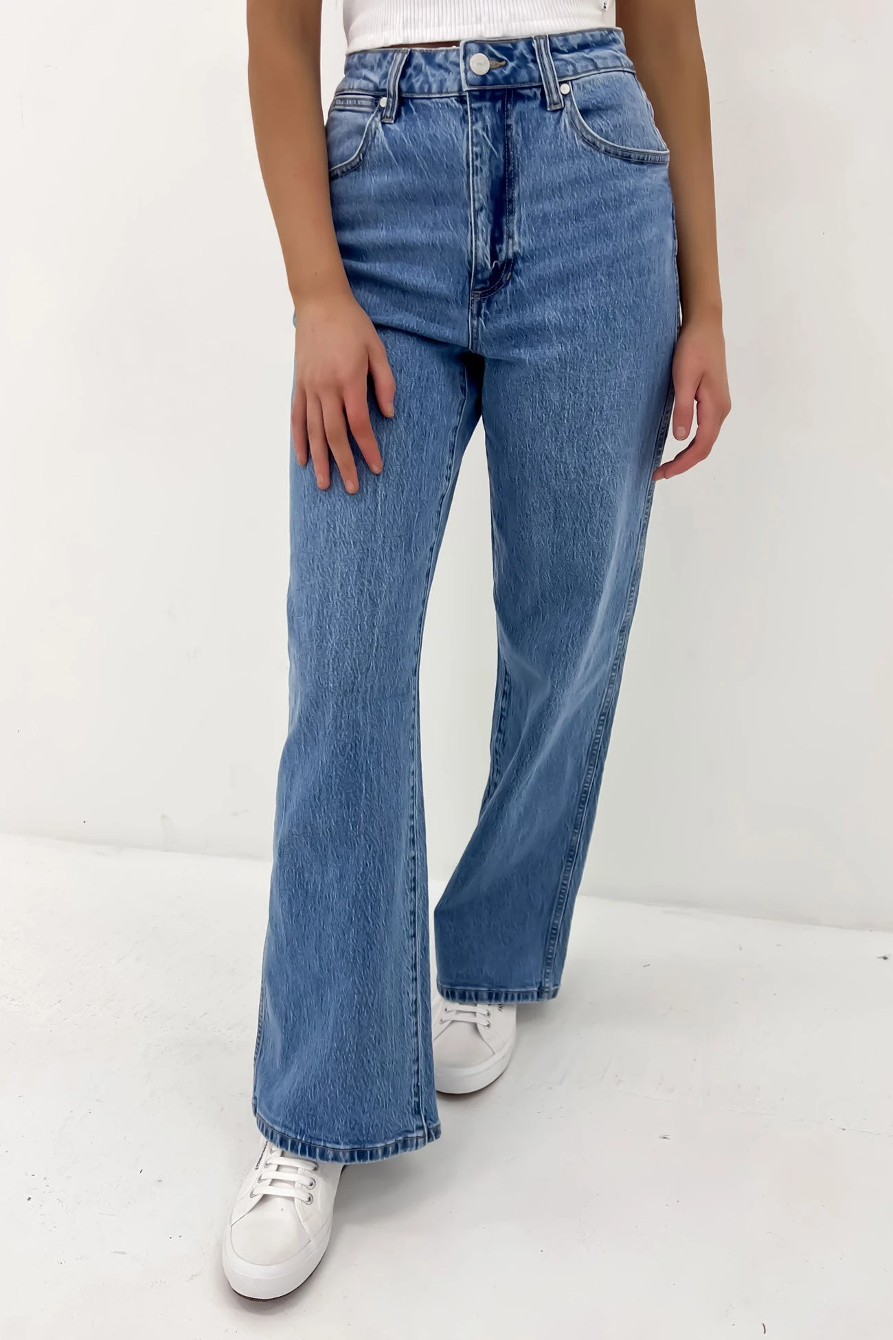 Wrangler Hi Bells Jean Bellwood Indigo 2 Wrangler Hi Bells Jean Bellwood Indigo - Image 2