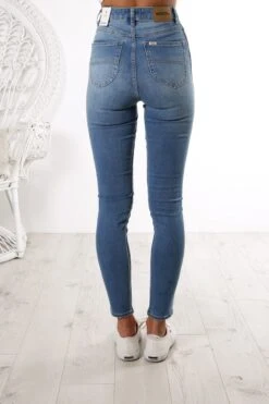 Hi Rider Jean Lennon Blue -Jean Jail Shop Hi Rider Lennon BlueBridge Edited 2