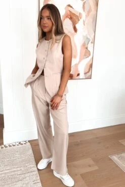 Lucas Vest Beige -Jean Jail Shop Lucas Vest Beige f2jpg