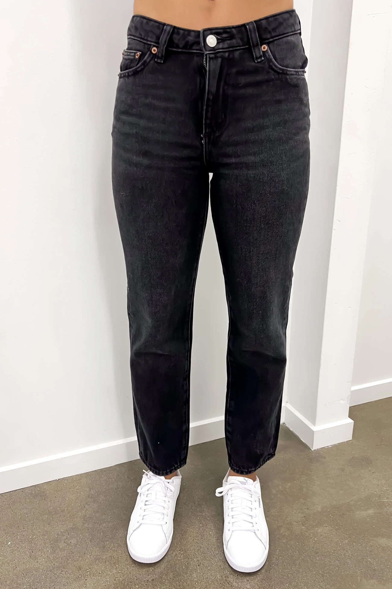 Lee Mid Slim Straight Petite Jean Black Drift 1 Lee Mid Slim Straight Petite Jean Black Drift