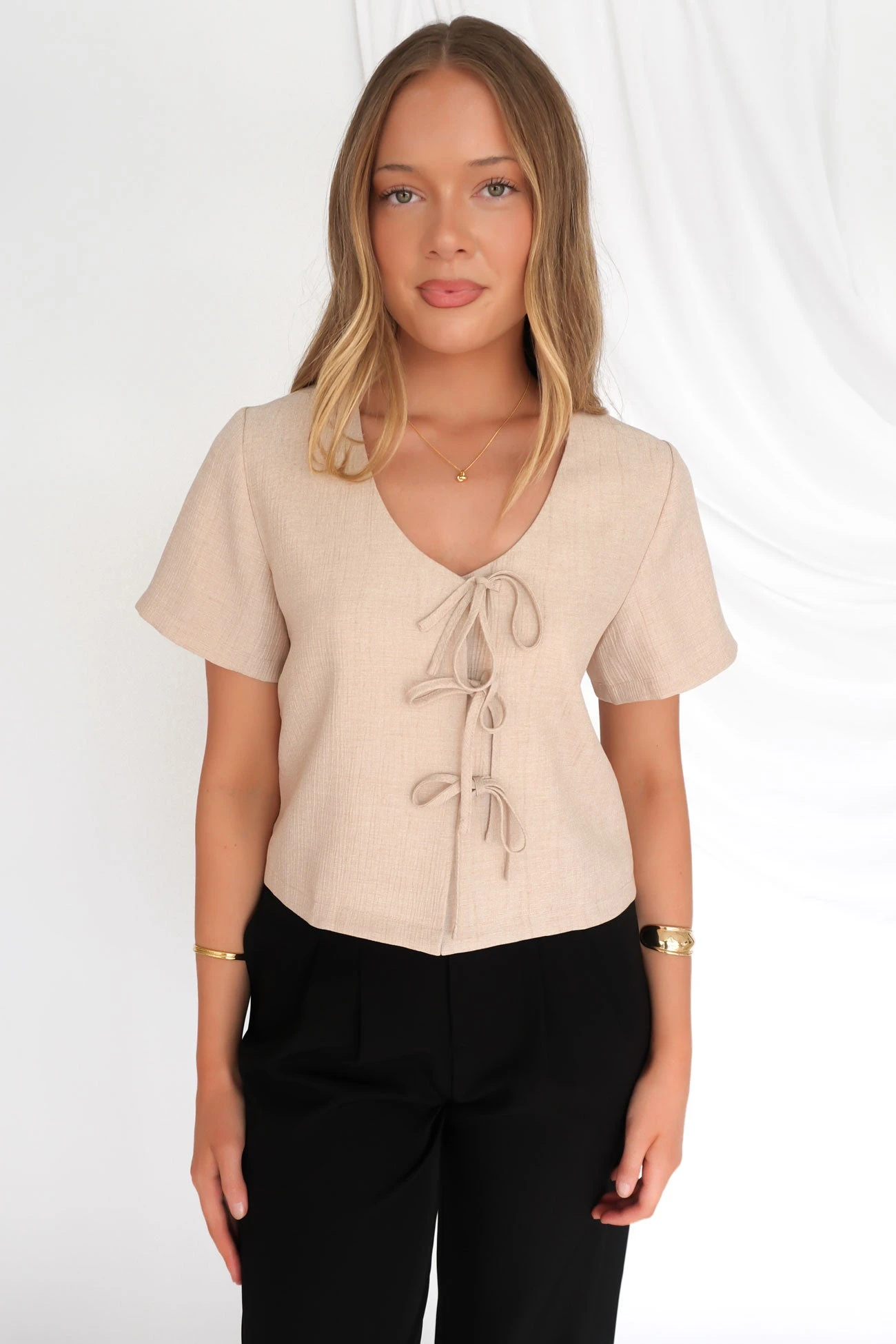 Onyx Tie Tee Oat 2 Onyx Tie Tee Oat - Image 2