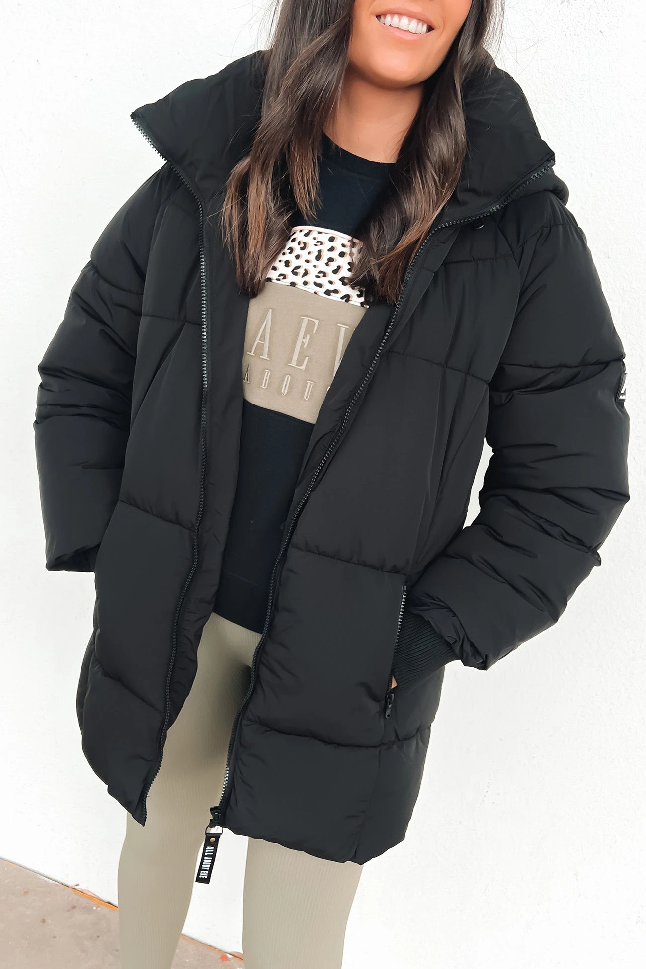 Remi Luxe Midi Puffer Black 2 Remi Luxe Midi Puffer Black - Image 2
