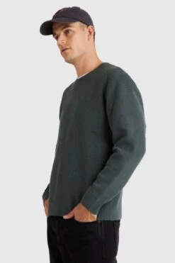 RVCA Duke Crew Knit Olive -Jean Jail Shop Screenshot 2025 03 18 at 105208 amjpg