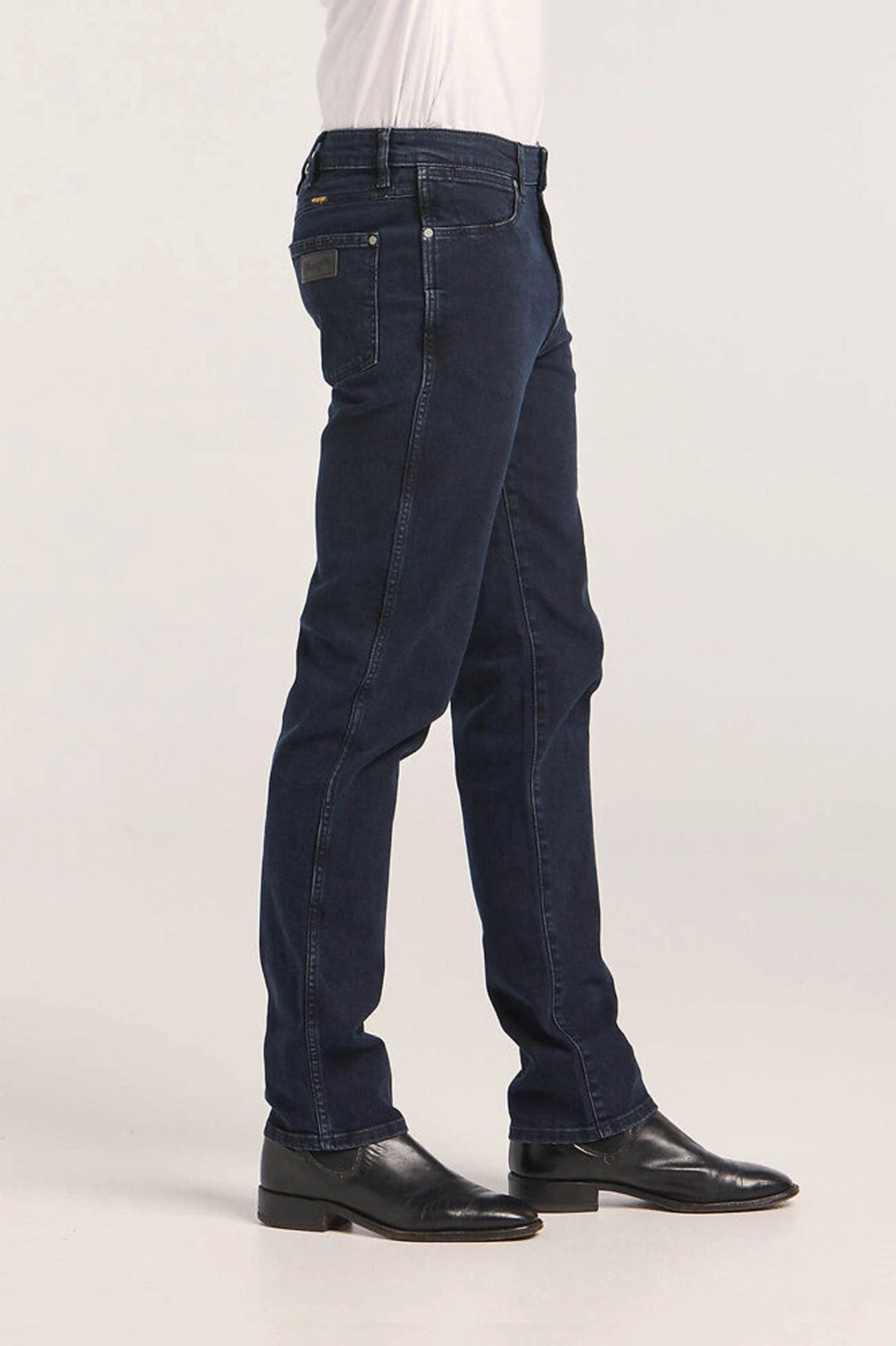 Wrangler Slim Straight Jean Blue Black 4 Wrangler Slim Straight Jean Blue Black - Image 4
