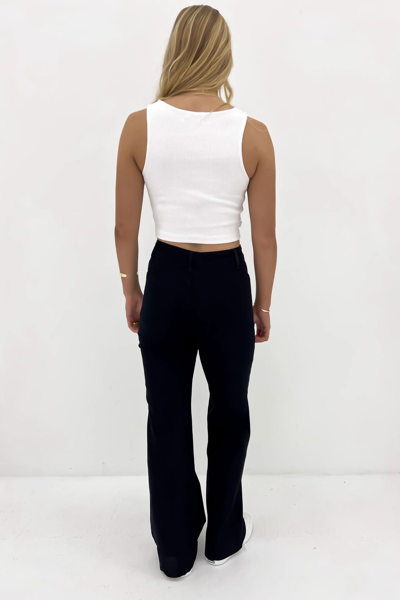 Taylah Jean Black 4 Taylah Jean Black - Image 4