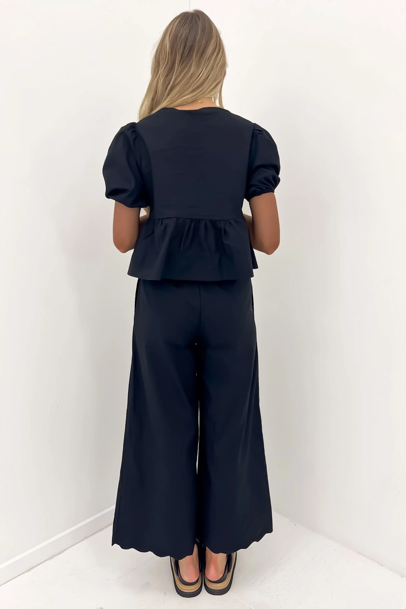 Tessa Set Black 5 Tessa Set Black - Image 5