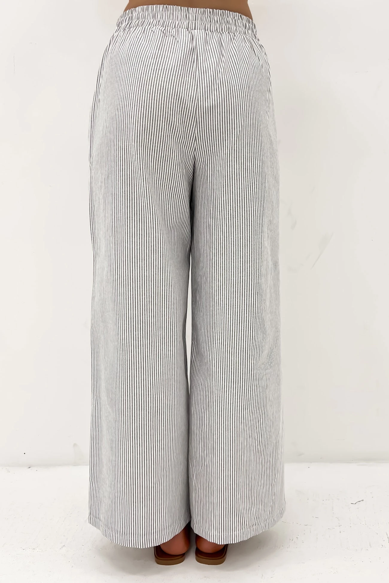 Tindra Set Black Stripe 6 Tindra Set Black Stripe - Image 6