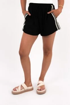Wyler Short Black